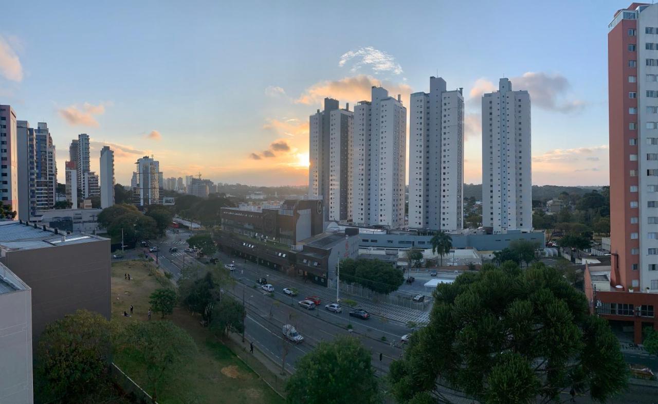 707- Apartamento Encantador, Amplo E Decorado, Quarto, Sala, Cozinha, Mobiliario Moderno, Cozinha Completa Com Utensilios , Excelente Vista Da Cidade E Localizacao Privelegiada No Bairro Bigorrilho Curitiba Eksteriør billede
