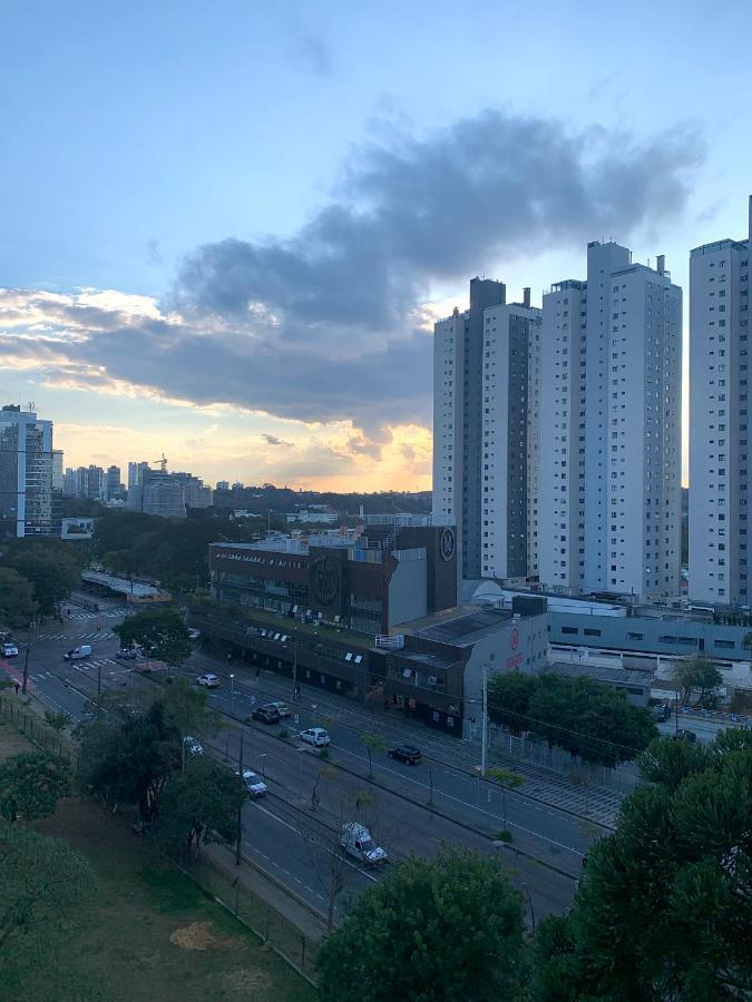707- Apartamento Encantador, Amplo E Decorado, Quarto, Sala, Cozinha, Mobiliario Moderno, Cozinha Completa Com Utensilios , Excelente Vista Da Cidade E Localizacao Privelegiada No Bairro Bigorrilho Curitiba Eksteriør billede
