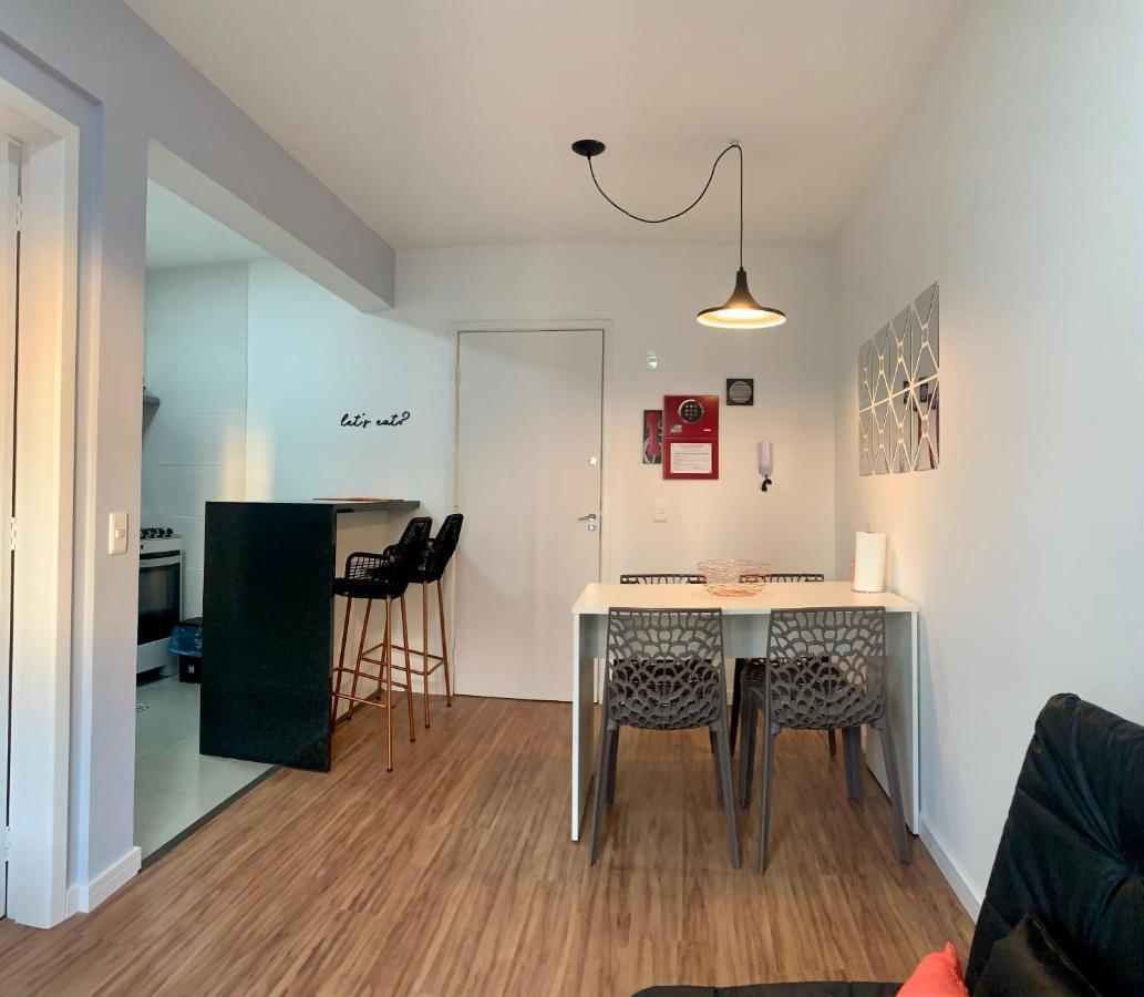 707- Apartamento Encantador, Amplo E Decorado, Quarto, Sala, Cozinha, Mobiliario Moderno, Cozinha Completa Com Utensilios , Excelente Vista Da Cidade E Localizacao Privelegiada No Bairro Bigorrilho Curitiba Eksteriør billede